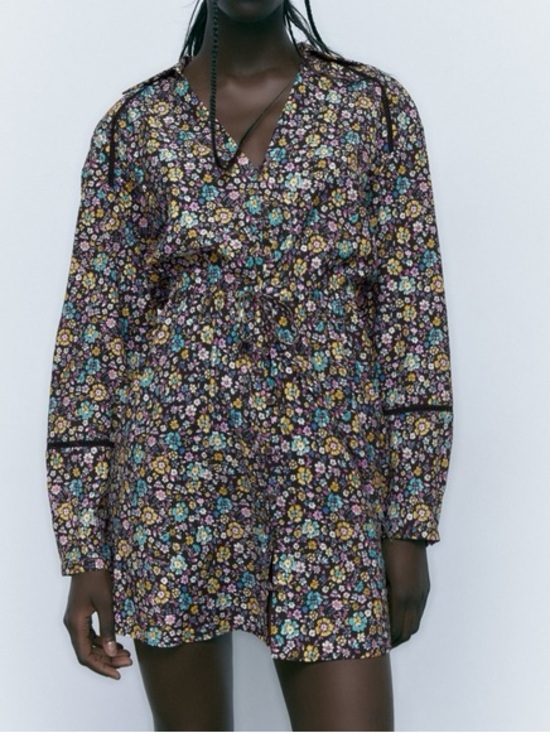 Zara Dresses & Skirts - Zara Black Floral V-Neck Mini Dress with Yellow & Pink Accents